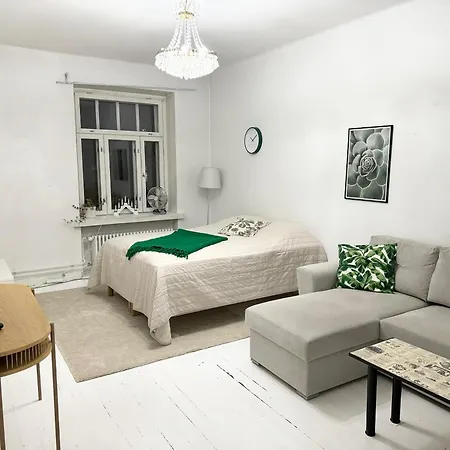 Kallio-3 Spacious And Fun In Center Apartment *